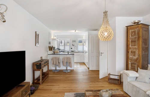 Bad Toelz Apartment | Apartment 'Lieblingsplatz' with Mountain View, Private Terrace and Wi-Fi