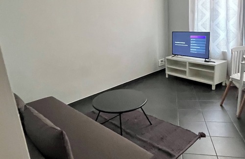 Alfortville Apartment | Apartment located at Alfortville train station