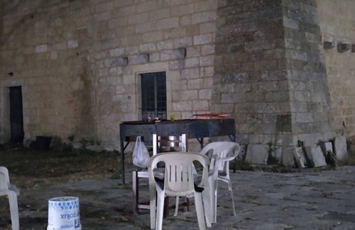 Scorrano Apartment | Apartment 'Masseria Delle Api - Susy' with Shared Terrace, Shared Garden and Air Conditioning