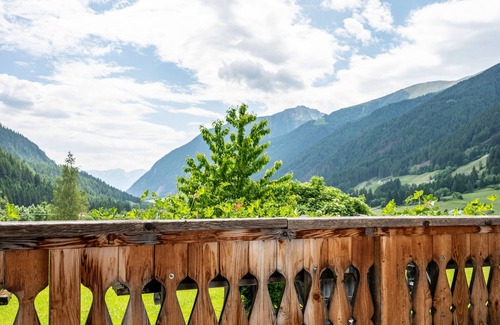 Anterselva Apartment | Apartment 'Mitterbruggehof Enzian' with Mountain View, Shared Garden and Wi-Fi