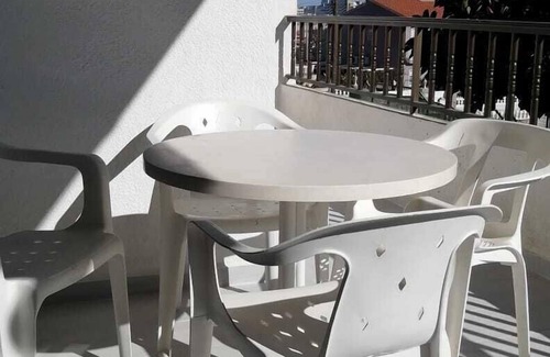 Peniscola Apartment | Apartment near the beach, shared pool, wifi, private parking.