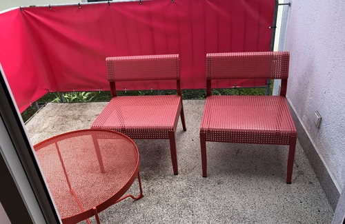 Ochsenfurt Apartment | Apartment Ochsenfurt w. Balcony next to Railway Station: You don`t need a car!