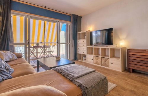 Les Cases d'Alcanar Apartment | Apartment 'Pescadors' with Balcony and Air Conditioning