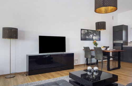 Unterschwarzach Apartment | Apartment 'Panorama' with Private Terrace, Balcony and Wi-Fi