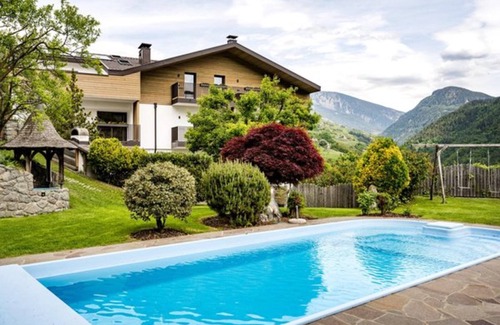Barbiano Apartment | Apartment 'Portugieser' with Mountain View, Shared Pool and Wi-Fi