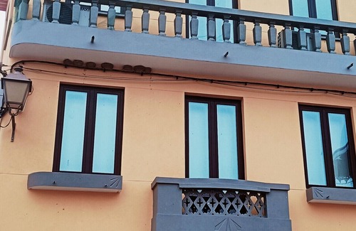 Vila Nova de Foz Coa Apartment | Apartment 'Valley Apartamentos T1' with Mountain View, Wi-Fi and Air Conditioning