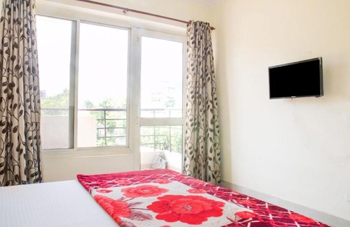 Sector 39 Apartment | Apartment room in Sec-39, Gurgaon, by GuestHouser 18890