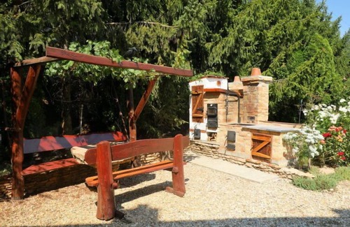 Felsoors Apartment | Apartment Rosa by Interhome