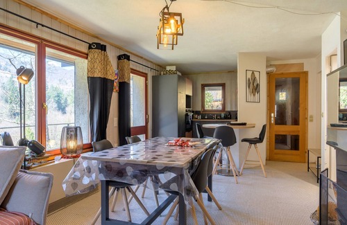 Mittlach Apartment | Apartment 'Sao Tomé' with Lake View, Private Terrace and Wi-Fi