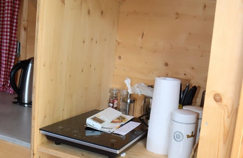 Seelbach Apartment | Apartment 'Schäferwagen' with Mountain View, Shared Garden and Wi-Fi