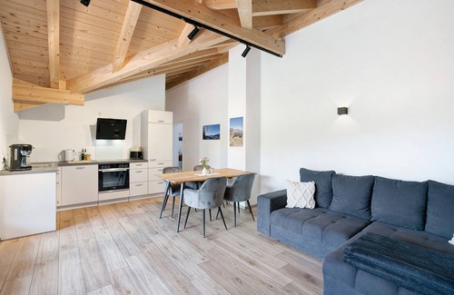 Bad Toelz Apartment | Apartment 'Schwaiger Almblick' with Mountain View, Private Terrace and Wi-Fi