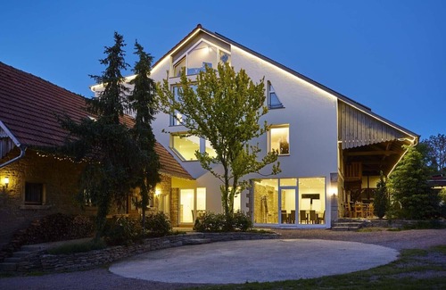 Igersheim Apartment | Apartment Sonnenwinkel for 1-5 people with a large balcony