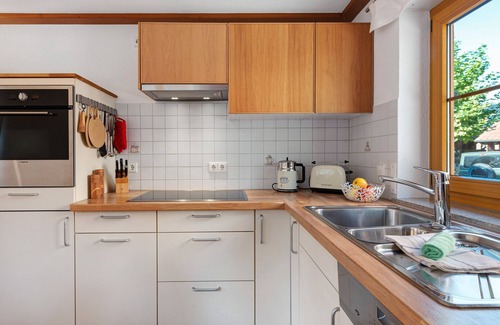 Bad Bellingen Apartment | Apartment 'Stübele' with Shared Terrace, Shared Garden and Wi-Fi