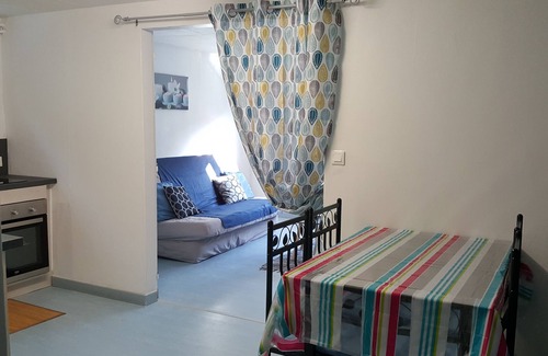 Thouars House | Apartment T1 + Terrace on the Thouet Valley