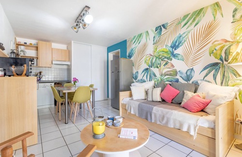 Cerbere Apartment | Apartment 'T2 Meublé Aux Aloès' with Mountain View, Shared Pool and Private Terrace