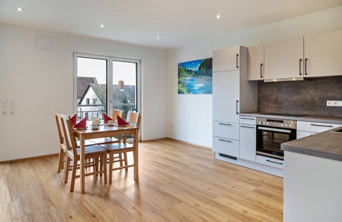 Ravensburg Apartment | Apartment 'Tanne' with Balcony and Wi-Fi