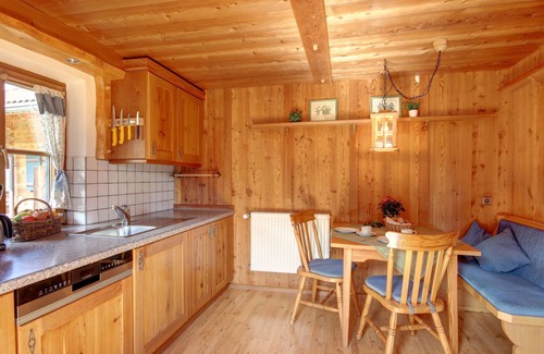 Kreuzfeld Apartment | Apartment Teisenberg for 2 persons with balcony, 45 sqm, n.k.