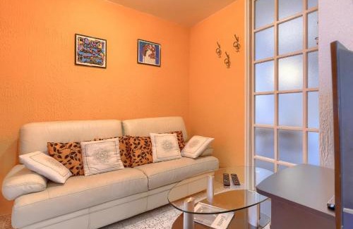 Finida Apartment | Apartment Tiziana-4 by Interhome