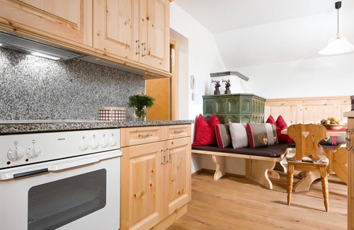 Hoetting Other | Apartment Top 5 "Zirbennest" - Kasperhof Appartments Innsbruck