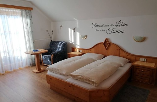 Steinfeld Bed & Breakfast | Apartment type Reißkofel - Waldpension Ranner