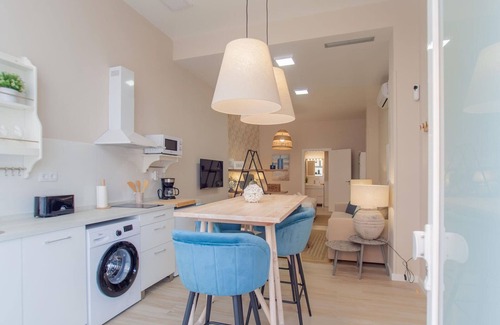 La Malva-rosa Apartment | Apartment Valence, studio flat, 4 persons