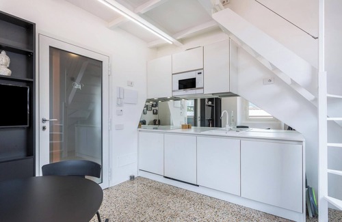 Lecco Apartment | Apartment "Varenna amorevole dimora in Lecco" with Air Conditioning