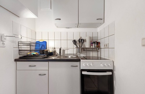 Itzum-Marienburg Apartment | Apartment 'Veith' with Wi-Fi