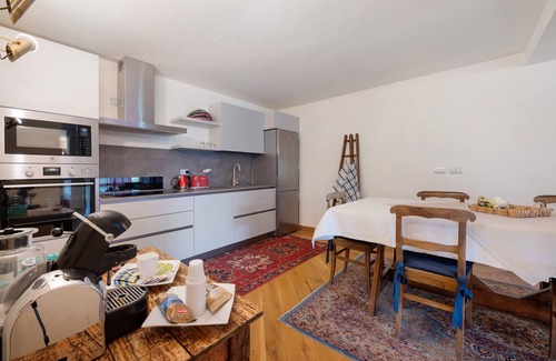 Alta Valle Intelvi Apartment | Apartment 'Villa Alessandra' with Lugano Lake View, Terrace and Wi-Fi