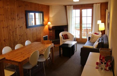 Les Mayens-de-Sion Apartment | Apartment with balcony in Veysonnaz