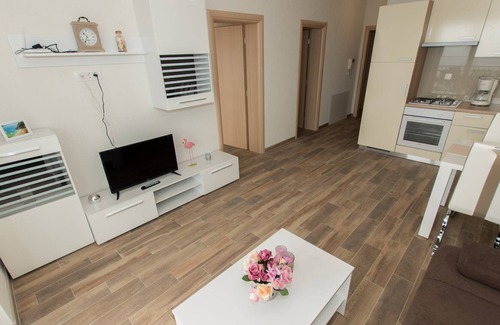 Ratac Villa | Apartment with community pool MAMATO-A7