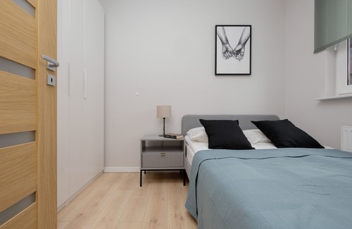 Ursus Apartment | Apartment With Parking by Renters