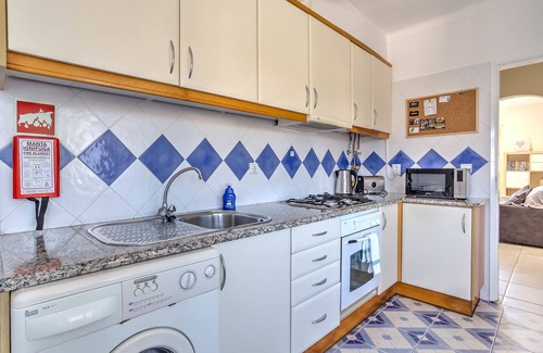 Vale de Covo Apartment | APARTMENT WITH PRIVATE ROOF TERRACE IN CARVOEIRO