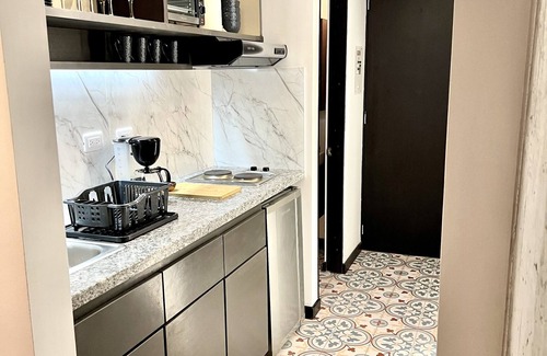 Financial District Apartment | Apartment with private Patio in Chapinero, nearby Zone G