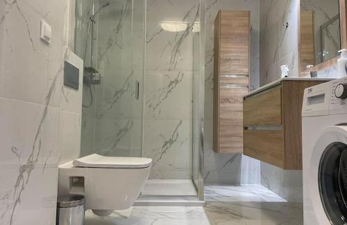 Bialoleka Apartment | Apartment with private parking