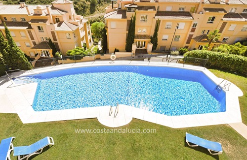 Mijas Apartment | Apartment with sea view and communal pool, 7 minute drive from the beach!