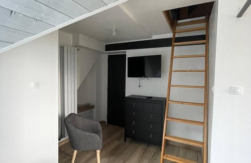 Val-du-Layon Apartment | Apartment with terrace