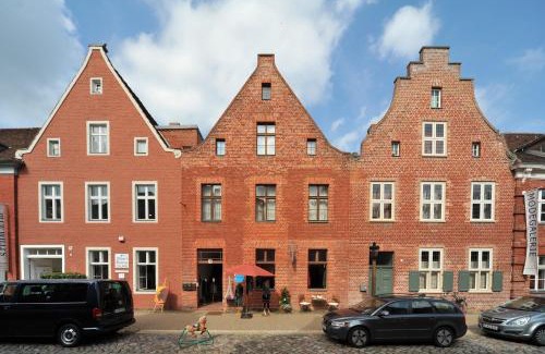 Dutch Quarter Apartment | Apartmenthaus im holländischen Viertel