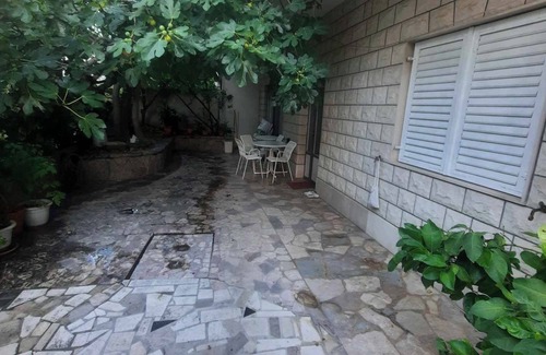 Zelenka Apartment | Apartments Željko (36791-A2) - Makarska