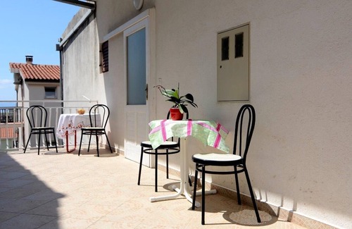 Zelenka Apartment | Apartments Željko (36791-A3) - Makarska