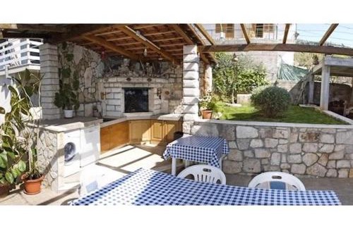 Komarna Apartment | Apartments and Rooms Florijan