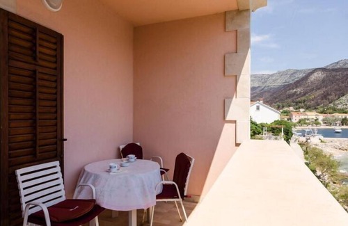 Trstenik Apartment | Apartments Bezek - Studio Apartment with Sea View 2 A