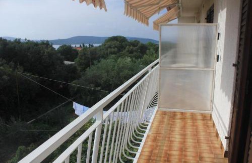 Muline Apartment | Apartments by the sea Muline, Ugljan - 8520