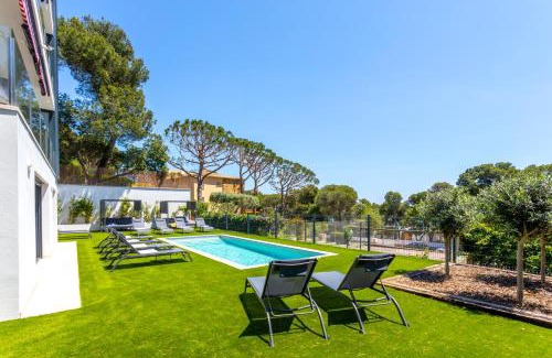 Calella de Palafrugell Apartment | Apartments Cap de Planes Calella de Palafrugell - by EMERALD STAY