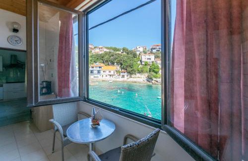 Zavalatica Apartment | Apartments First row