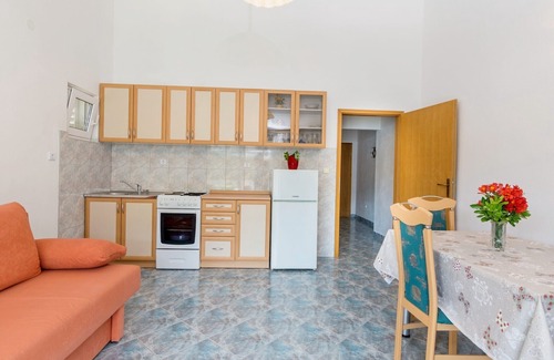 Vinisce Apartment | Apartments Mirko, (11850), Vinišće, hr