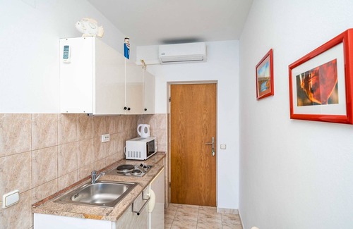 Lumbarda Apartment | Apartments Nikolina (LU) - Studio with Sea View (3 Adults)