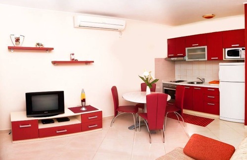 Komarna Apartment | Apartments Seka (53631-A2) - Komarna (Klek)