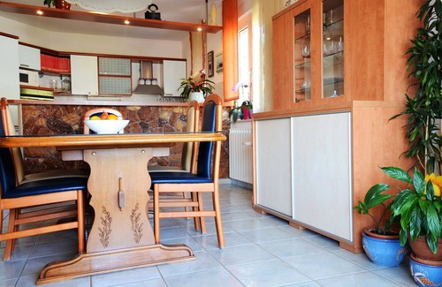 Pucisca Apartment | Apartments Tonka, (15098), Pucišca, hr