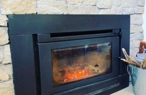 Apollo Bay House | Apollo Bay Oceanview Mountain Retreat, Pet Friendly, EV station, Fireplace