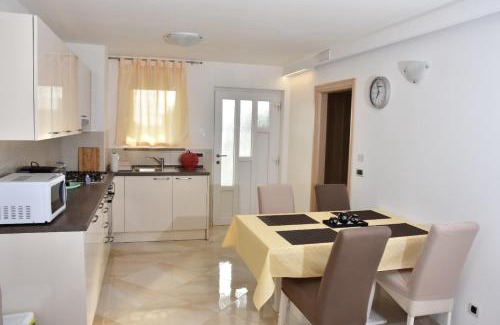 Vrvari Apartment | App Roko